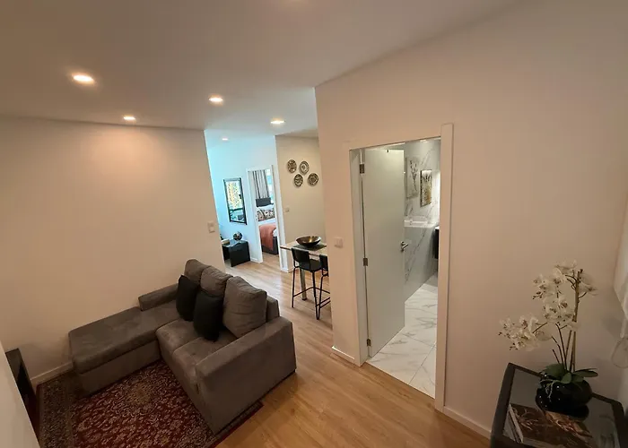 Ml Plaza Avenue Apartmán *